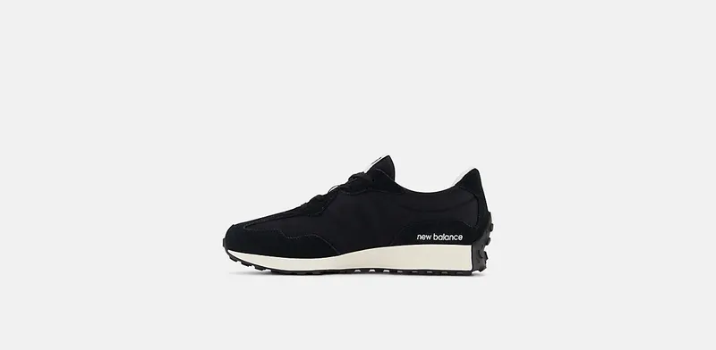 New Balance New Balance Black/White (GS327GS)