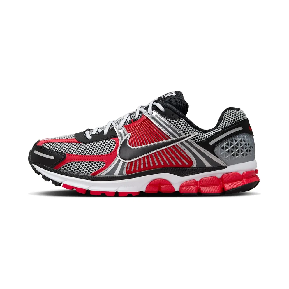 Nike Zoom Vomero 5 “Metallic Silver University Red” (HV0926-095)