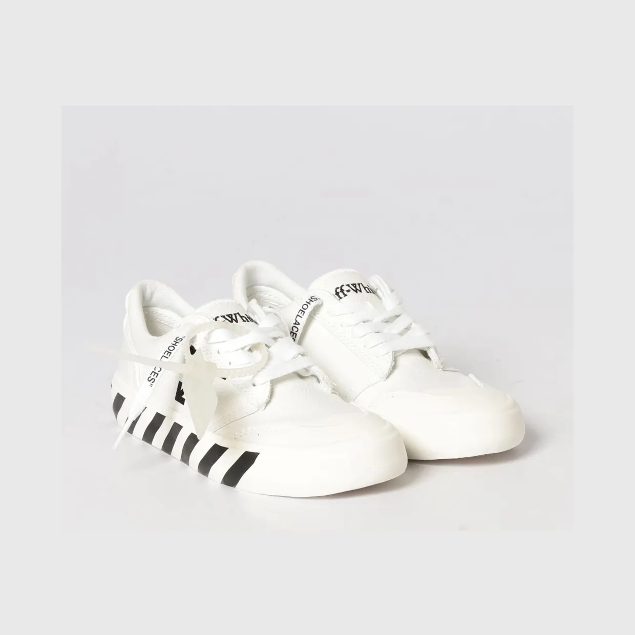 Off-White Vulcanized Cotton Canvas Sneakers White (OWIA28QC99FAB0010110)