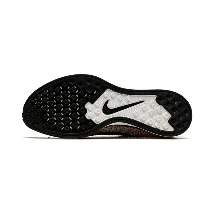 nike-flyknit-racer 526628-004A