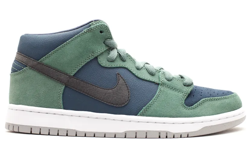 Nike SB Dunk Mid Nori