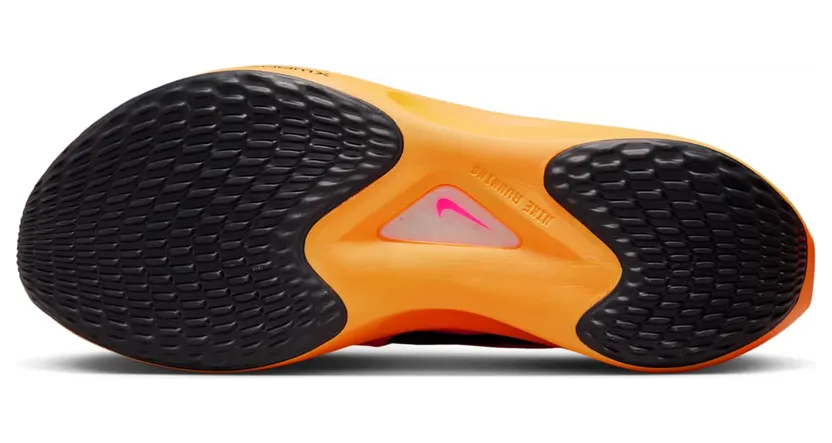 nike-zoom DM8968-600