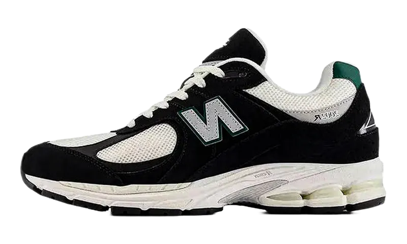 New Balance 2002R “Black” (M2002RRA)