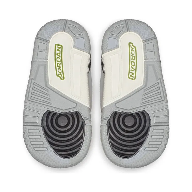 air-jordan-3 832033-006