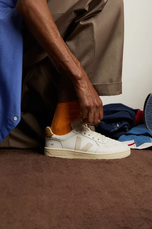 Veja V-82 II LEATHER White