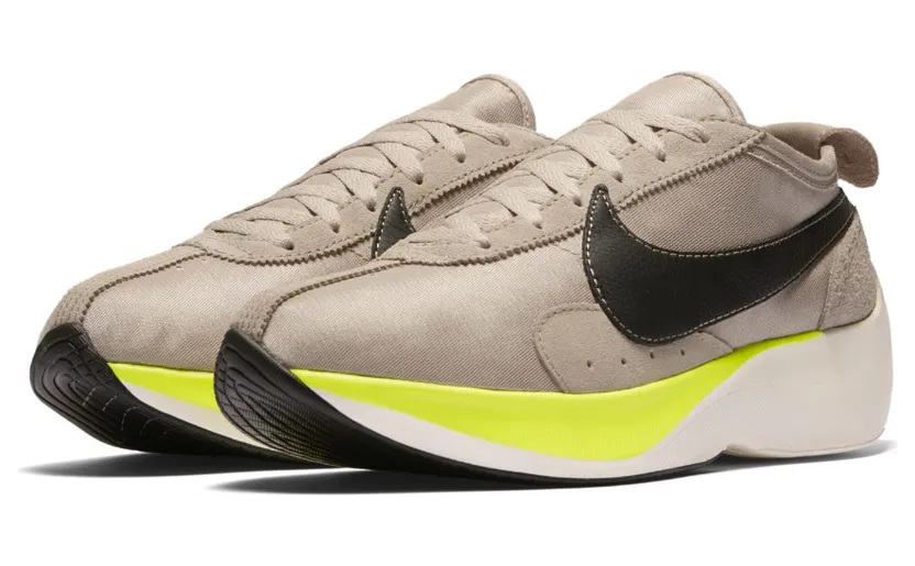 Nike Moon Racer String