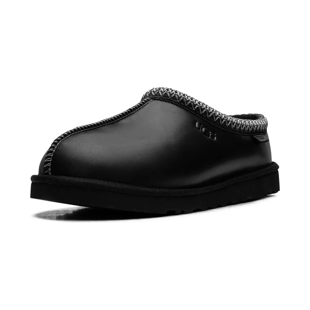 Ugg Tasman LTHR Regen Slide “Black” (1163890-BLK)