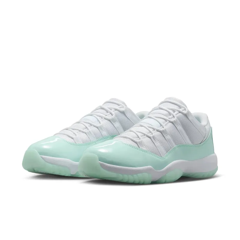 Air Jordan 11 Low “Igloo” (AH7860-103)