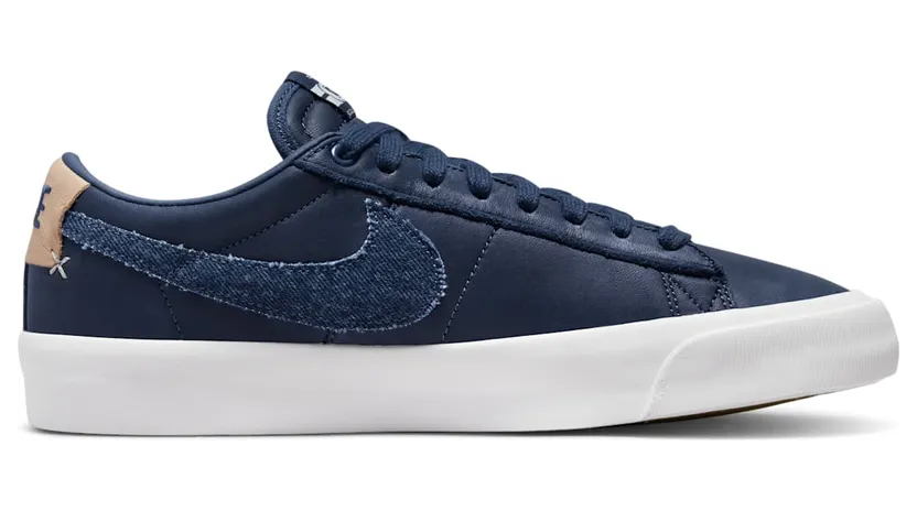 nike-zoom DM8890-400
