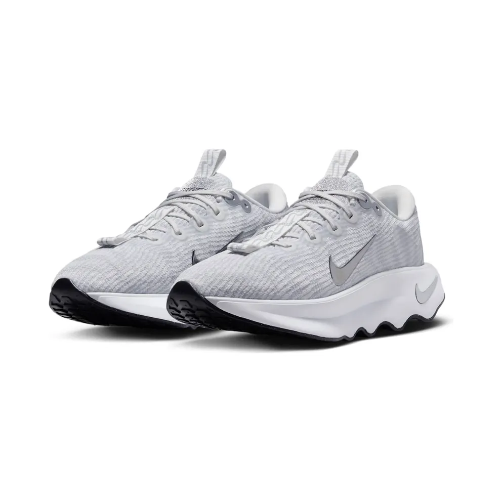 Nike Motiva Premium Summit White Pure Platinum Black Metallic Silver (FZ2115-101)