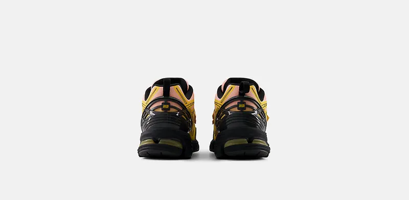 New Balance 1906E “Amber Haze Black” (U1906596)