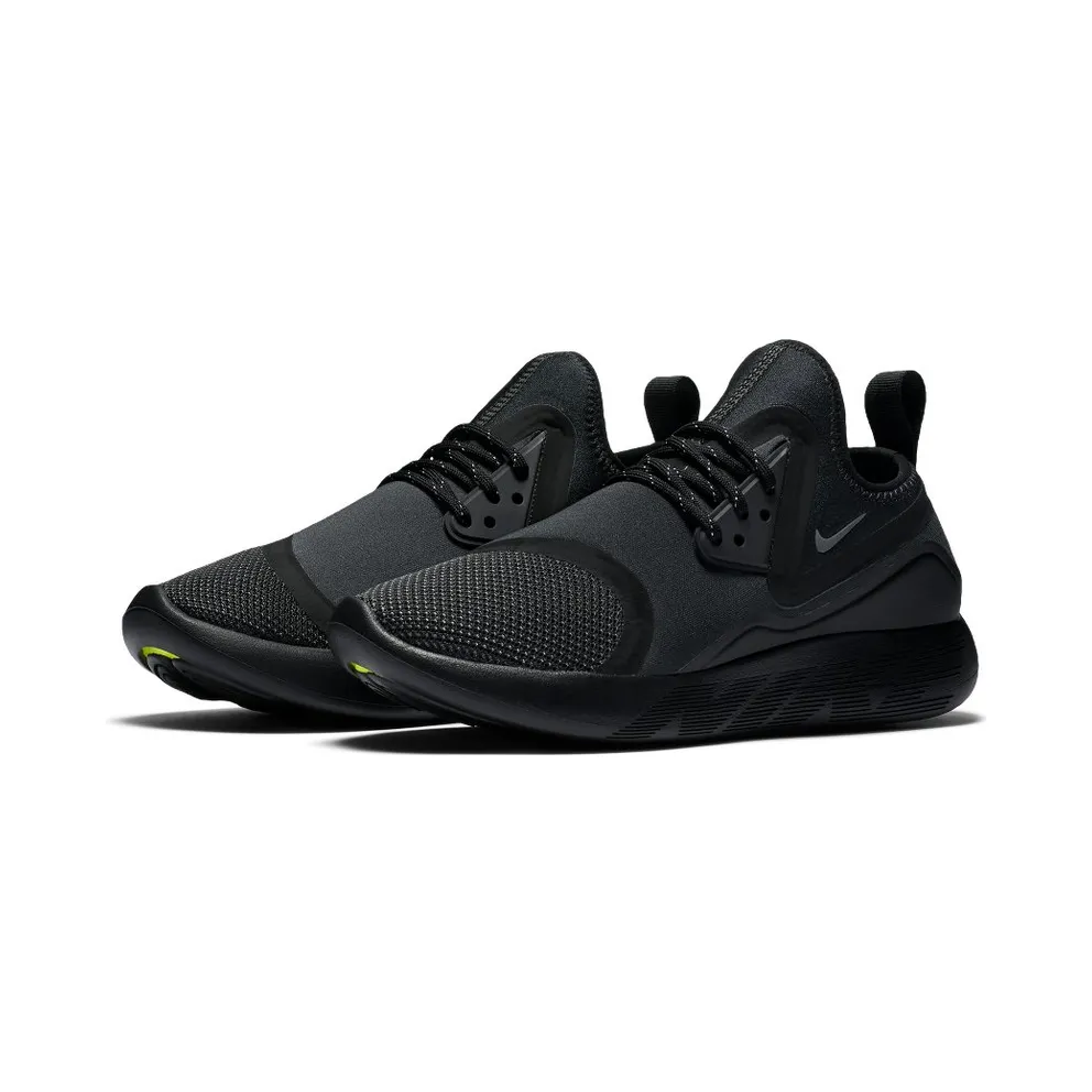 Nike LunarCharge Essential “Black / Volt / Dark Grey” (923620-001)