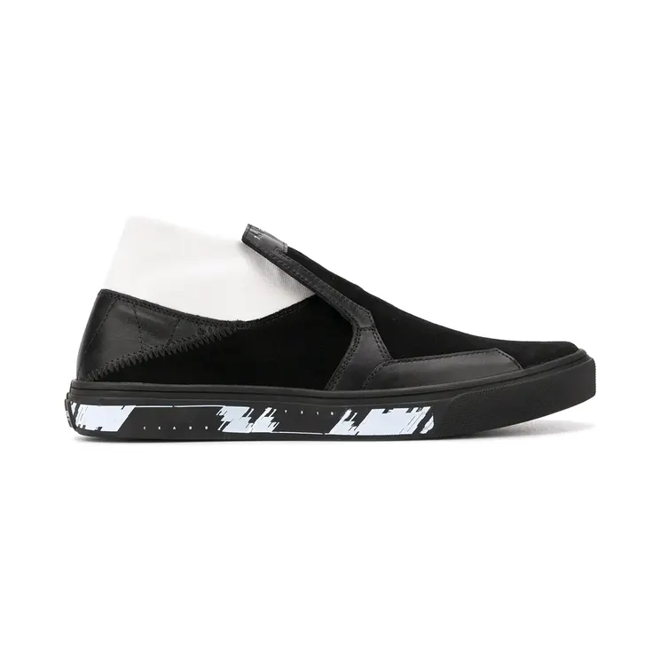 Stone Island Shadow Project met contrasterend vlak “Black” (MO7219S0123)