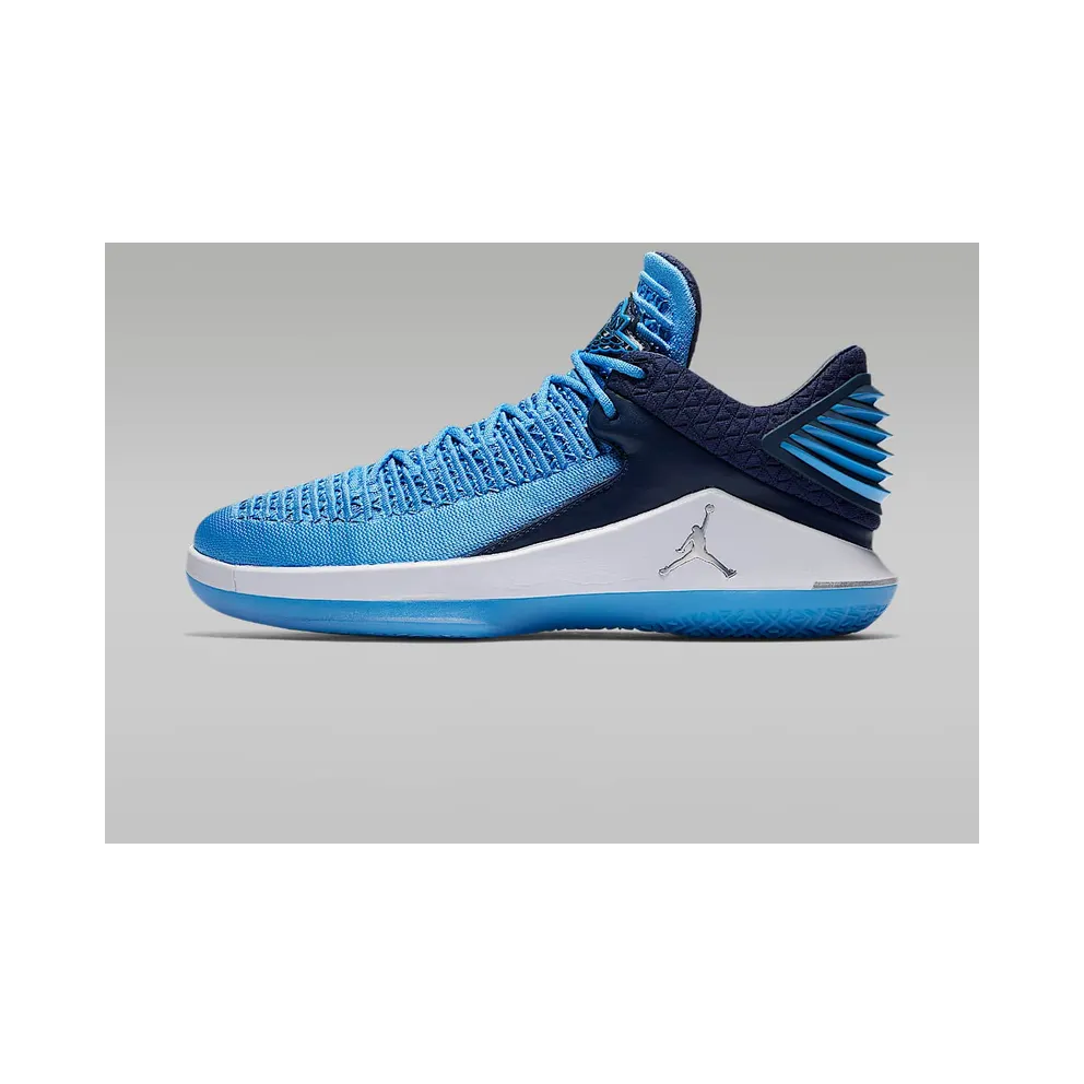 Jordan XXXII Low UNC Win Like 82 University Blue/Metallic Silver-Black-White (AA1256-401)