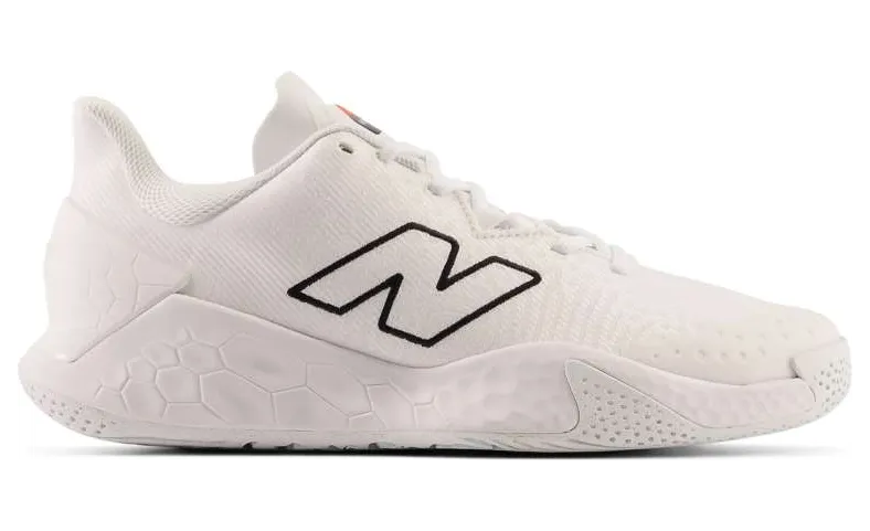 new-balance-sneaker MCHLAVS2