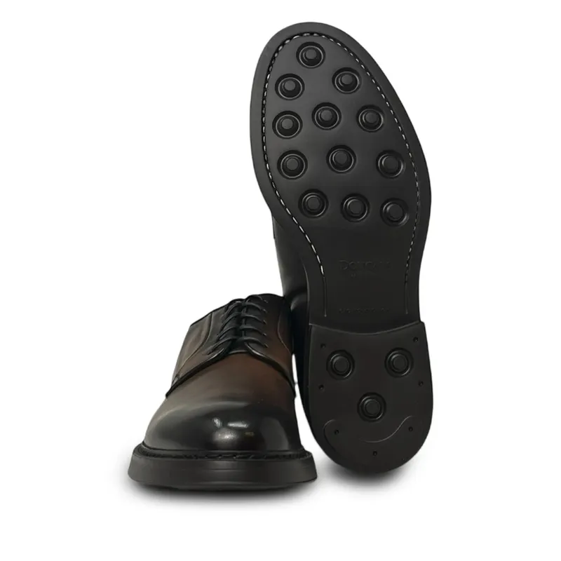 Doucal’s “Black” (DU1385BRUXUF18 8TM04)