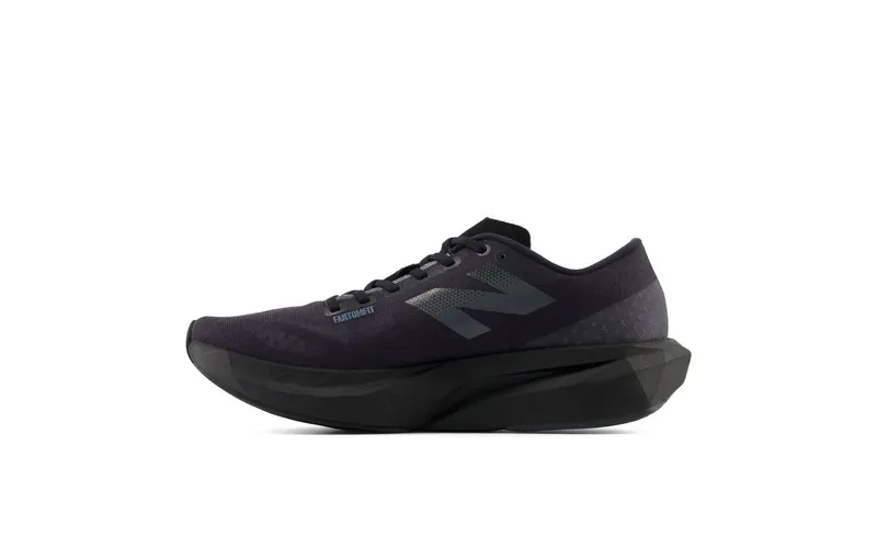 New Balance FuelCell Rebel v4 Magnet Black (MFCXLB4)