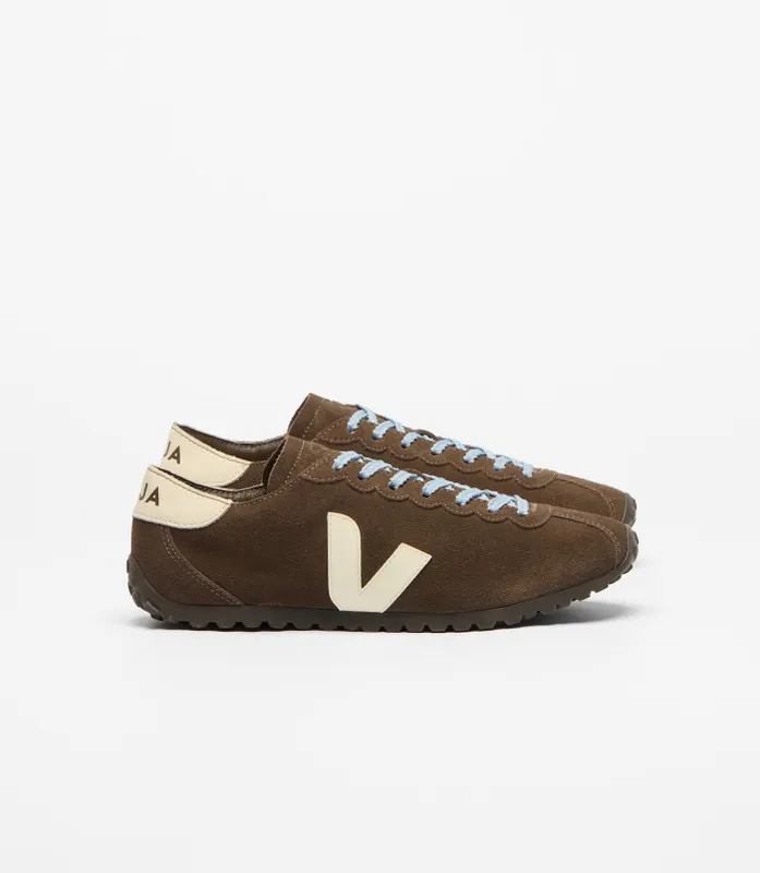 VEJA Cateyes suède with logo-patch – Brown (EQ0321900)