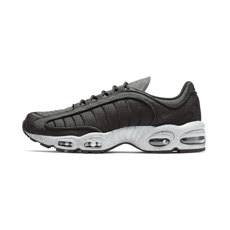 Nike Air Max Tailwind IV SP “Black / Volt / White” (BV1357-002)