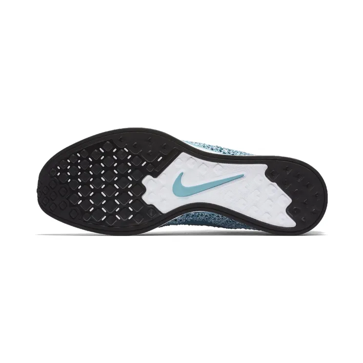nike-flyknit-racer 526628-102