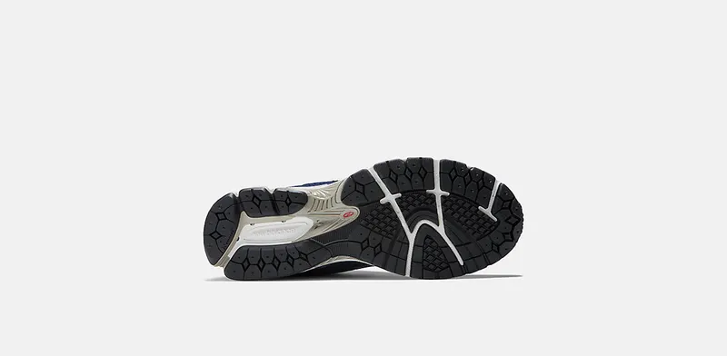 New Balance 2002R Protection Pack Navy Grey (M2002RDK)