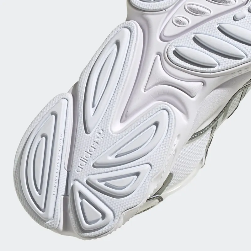 Adidas Ozweego ‘White Iridescent’ Cloud White/Cloud White/Core Black (FV9654)