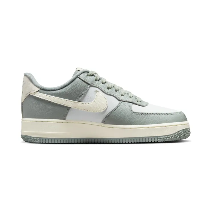 nike-air-force DV7186-300