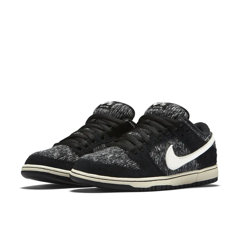 Nike Dunk Low Warmth Pack Black/Ivory-Black-Hyper Grape (685174-005)