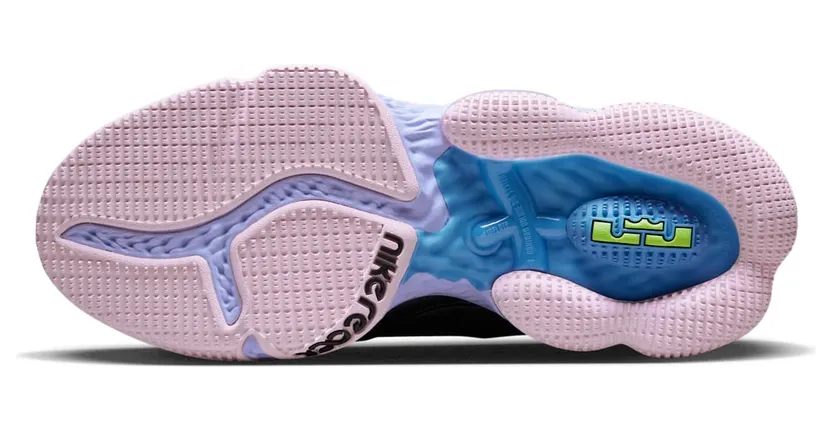 nike-lebron-19 DO9829-001