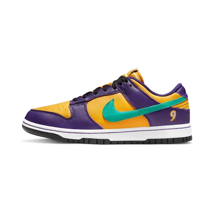 Nike DUNK LOW “Lisa Leslie” (DO9581-500)