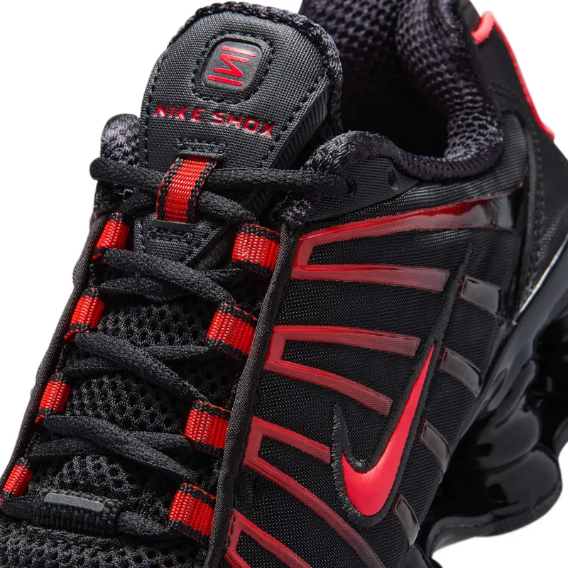 Nike Shox Black / Black / Light Crimson (IO4645-004)