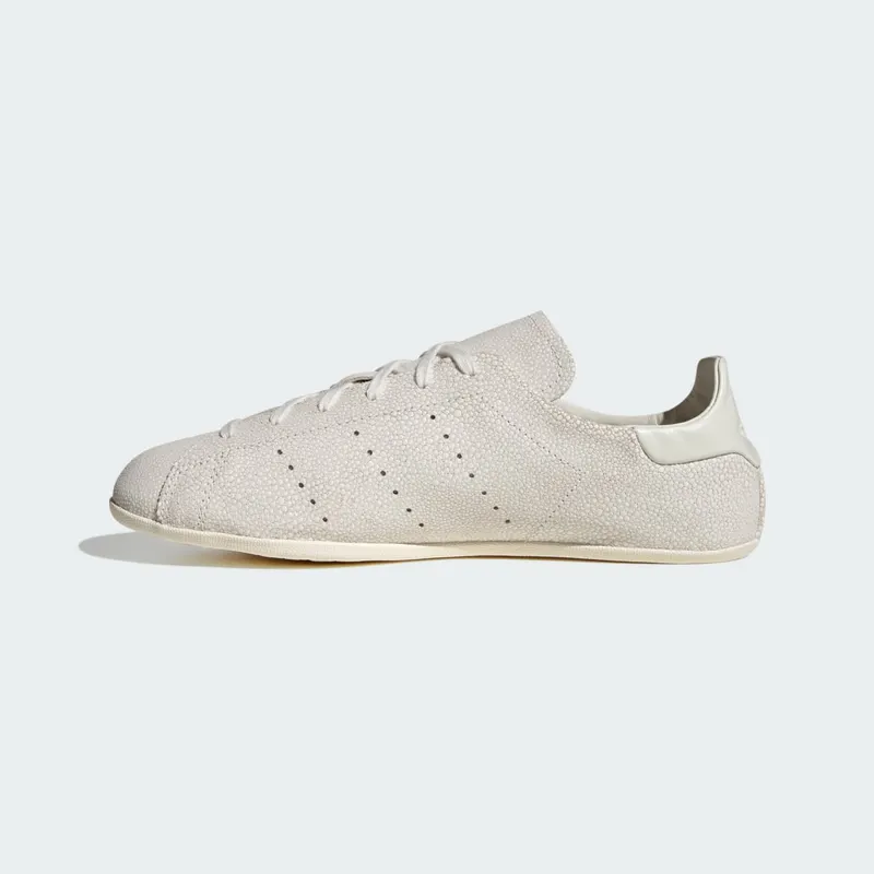 Adidas STAN SMITH LO PRO Shoes Cloud White / Cloud White / Cream White (KI4874)