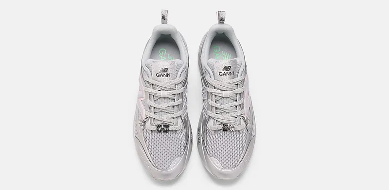 New Balance Fresh Foam Trainer GANNI Silver Metallic (UTRNGA)