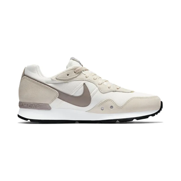 nike-venture-runner CK2944-200