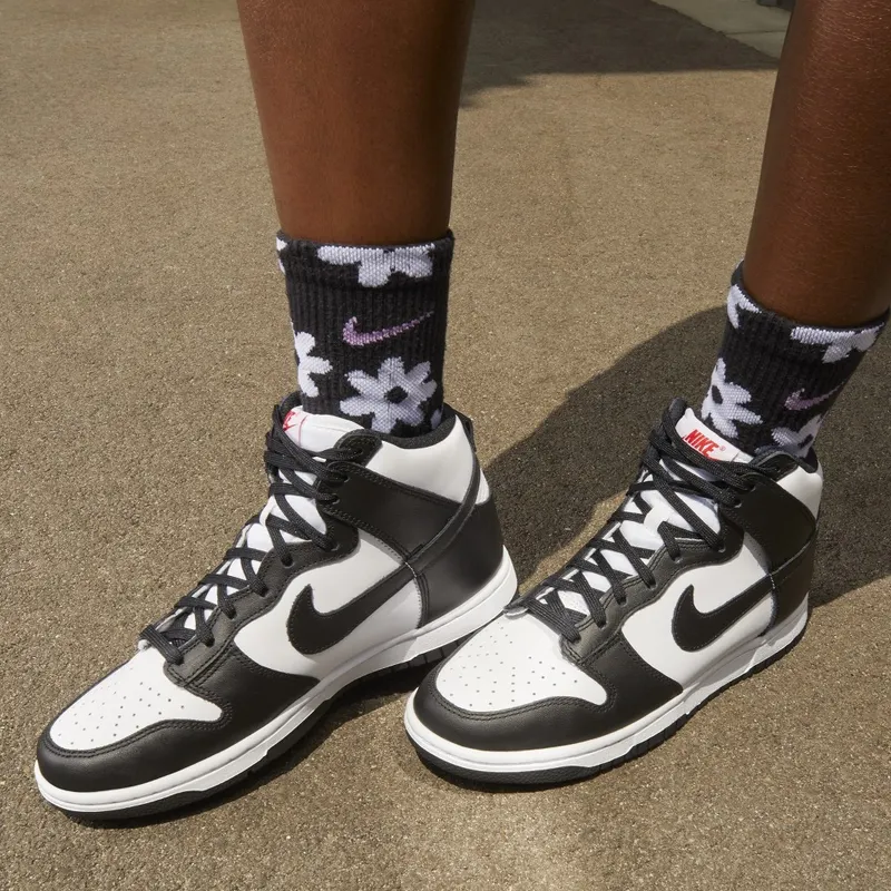 Nike Dunk High “Black/White” (DD1869-103)