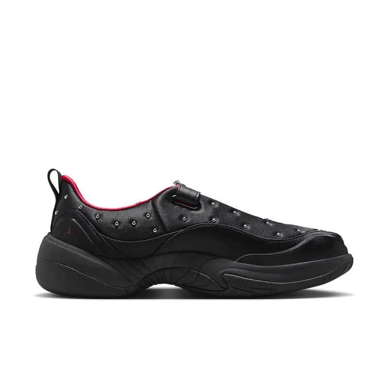 Jordan Pointe White / Black / Metallic Silver / University Red (IW2024-160)