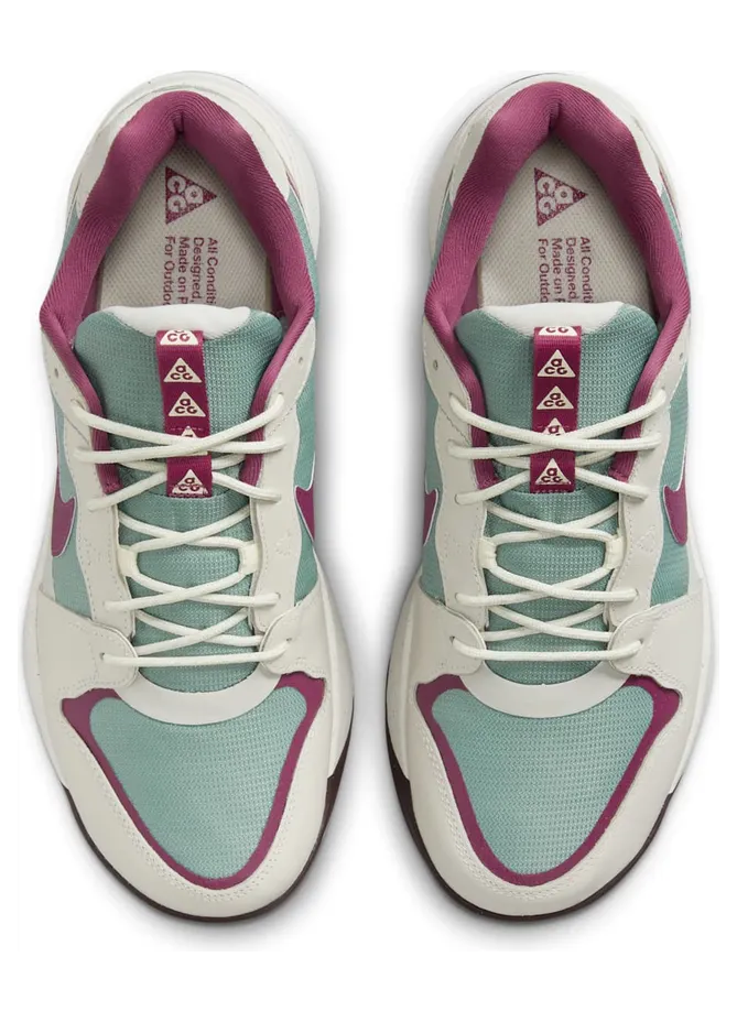 nike-acg DX2256-300
