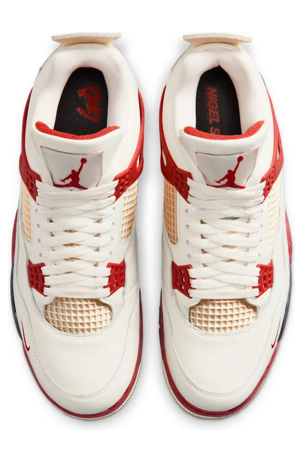 air-jordan-4 IQ8055-100