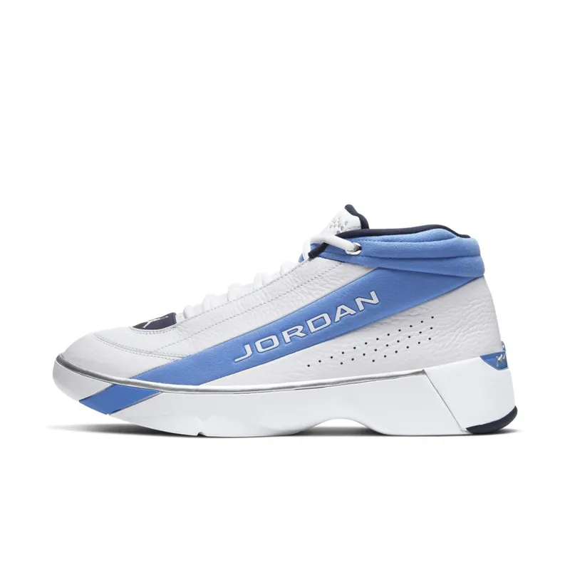 Jordan Team Showcase UNC White/White-University Blue-Midnight Navy (CD4150-104)