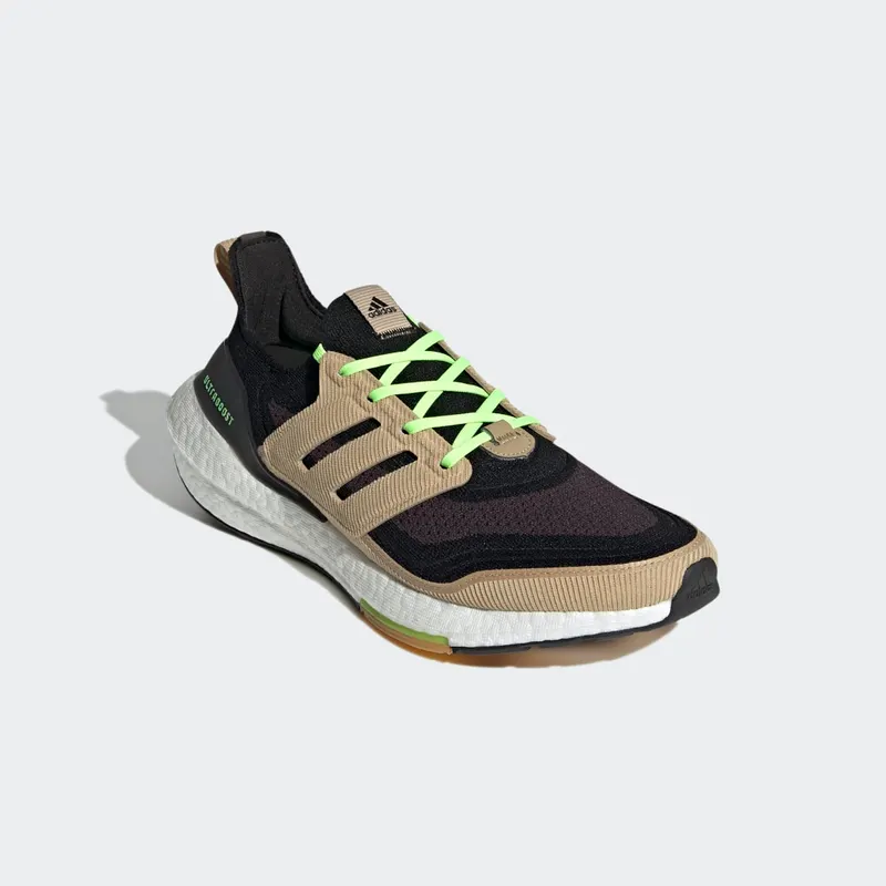 adidas Ultraboost 21 Core Black / Beige Tone / Signal Green (GX5254)