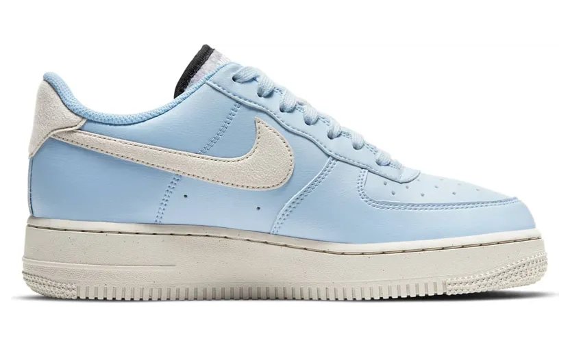 nike-air-force DA6682-400