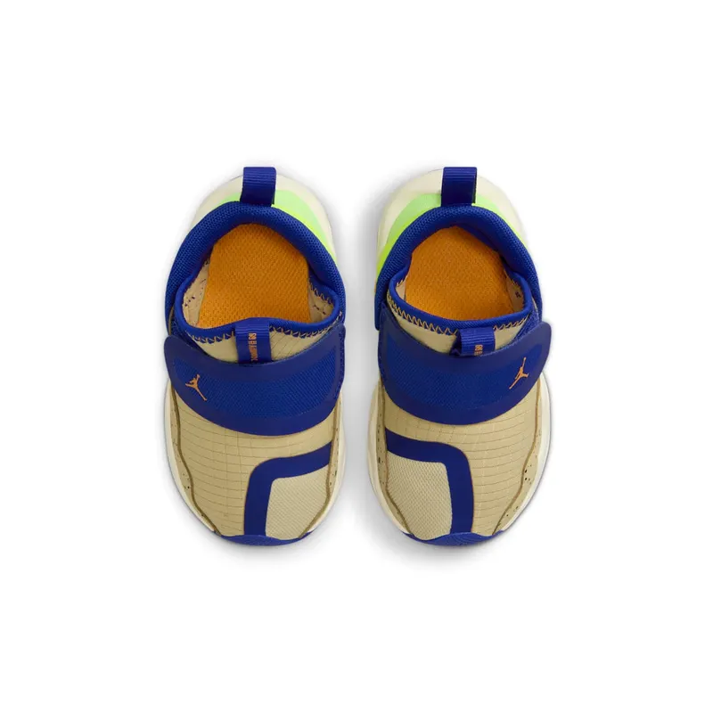 Jordan 23/7 SE Team Gold Radiant Blue Volt Vivid Orange (DZ6331-700)