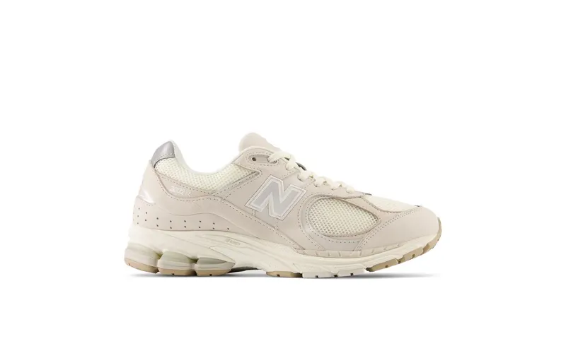 New Balance 2002R White Ivory (M2002RAA)