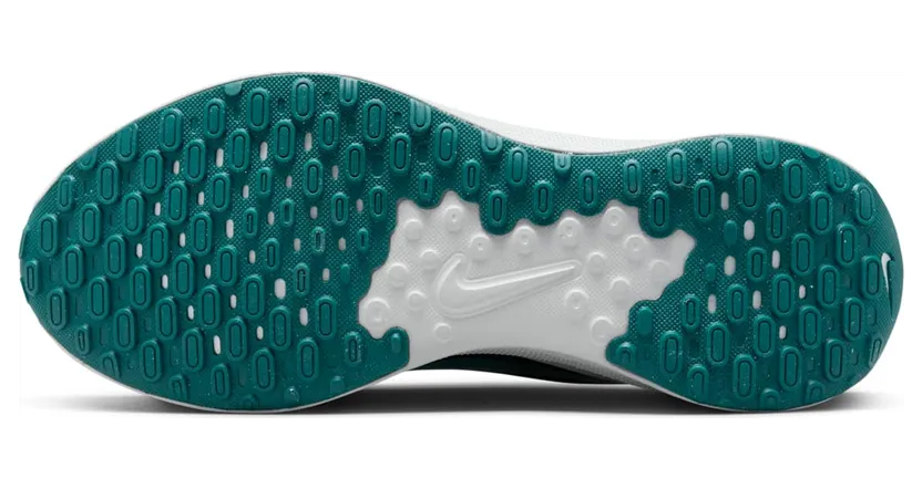 nike-revolution FB2207-004