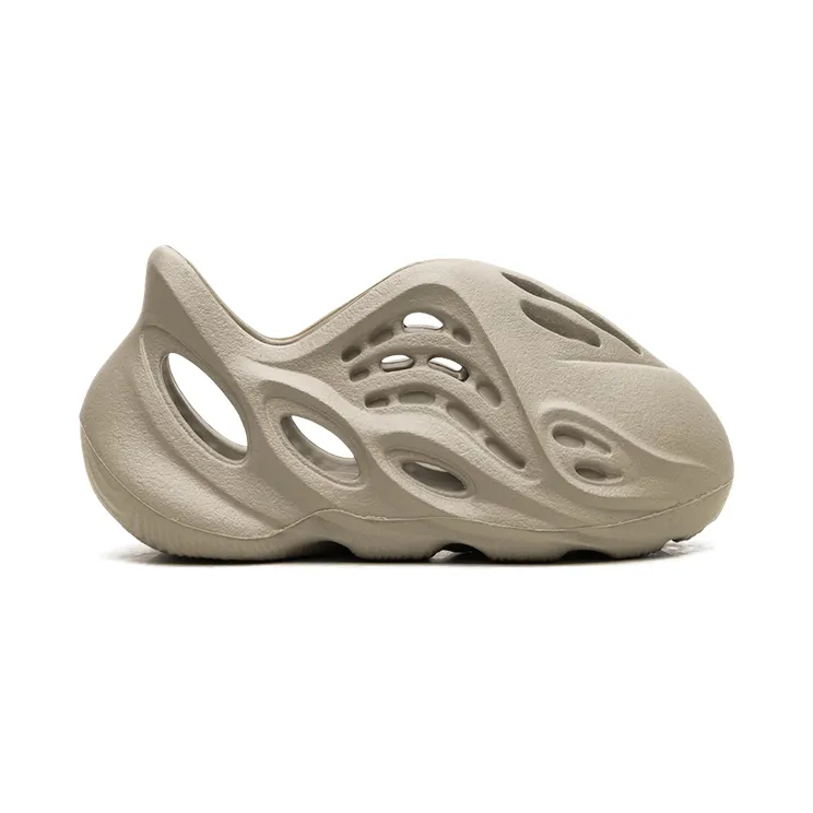 yeezy-foam-runner HP5336