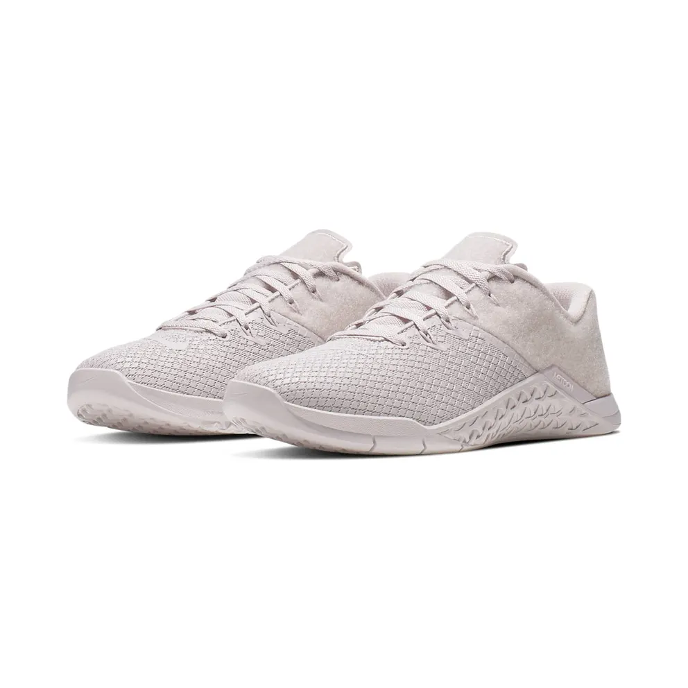 Nike Metcon 4 Patches Violet Ash (W) Violet Ash/Violet Ash-Violet Ash (BQ7978-500)