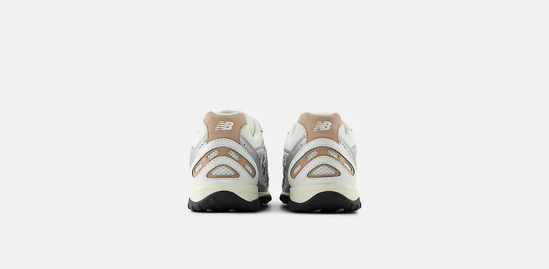 New Balance 204L “Flat Taupe” (U204LSWA)