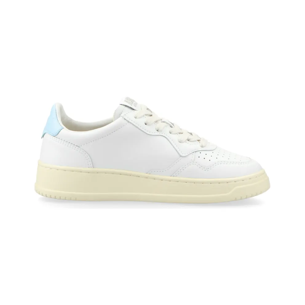 Autry Medalist Low W (leat / leat white / str blue) – AULWLL64