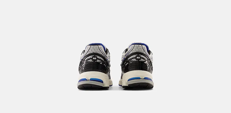 New Balance 1906R “Silver Metallic” (M1906RCD)