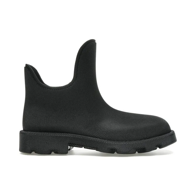 Burberry Marsh Round-Toe Ankle Boots Black (8074603)